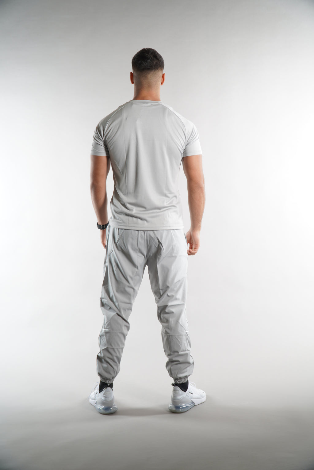 Men's Elegante gym T-Shirt in grey, activewear, mens gym clothing