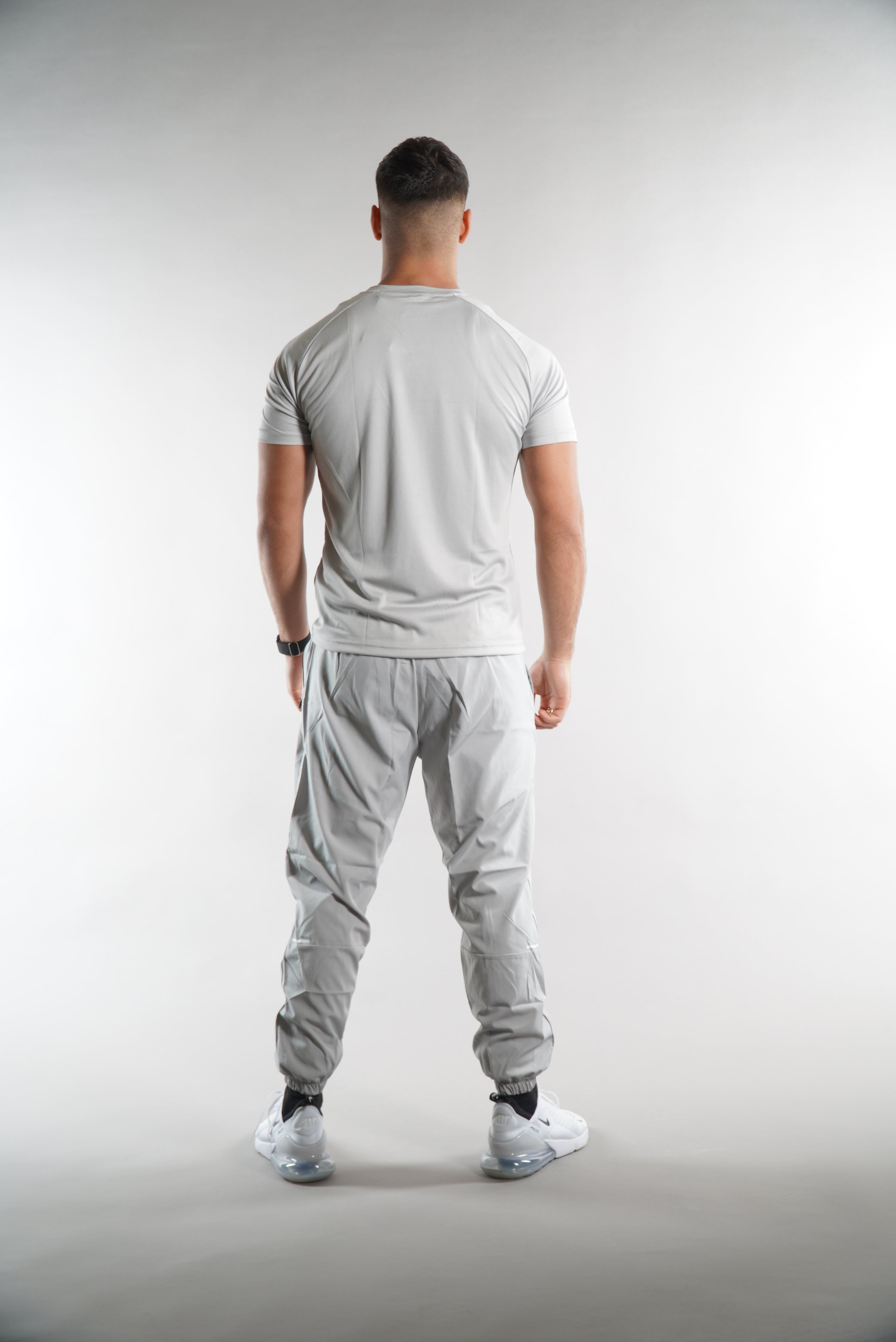 Men's Elegante gym T-Shirt in grey, activewear, mens gym clothing
