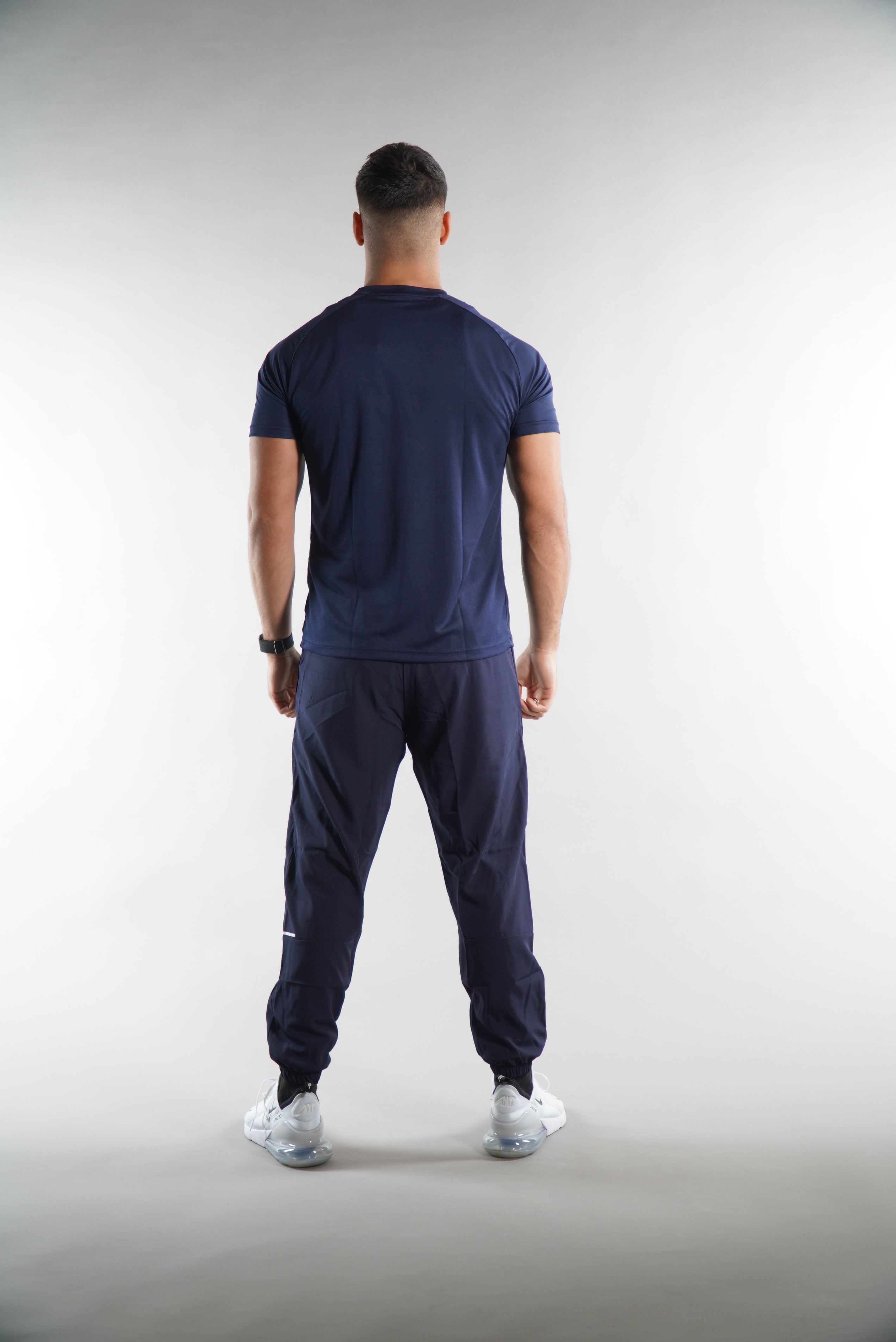Men's Elegante gym T-Shirt in navy, activewear, mens gym clothing