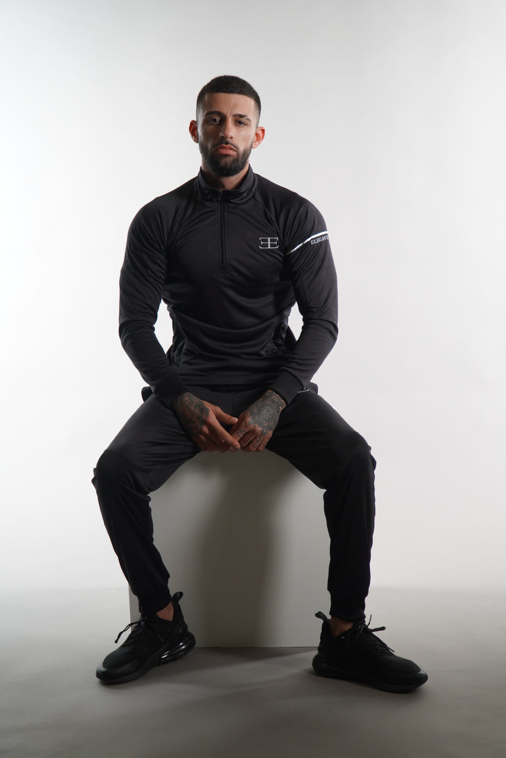 Men's Elegante black tracksuit top and joggers, sportswear, activewear, gym wear