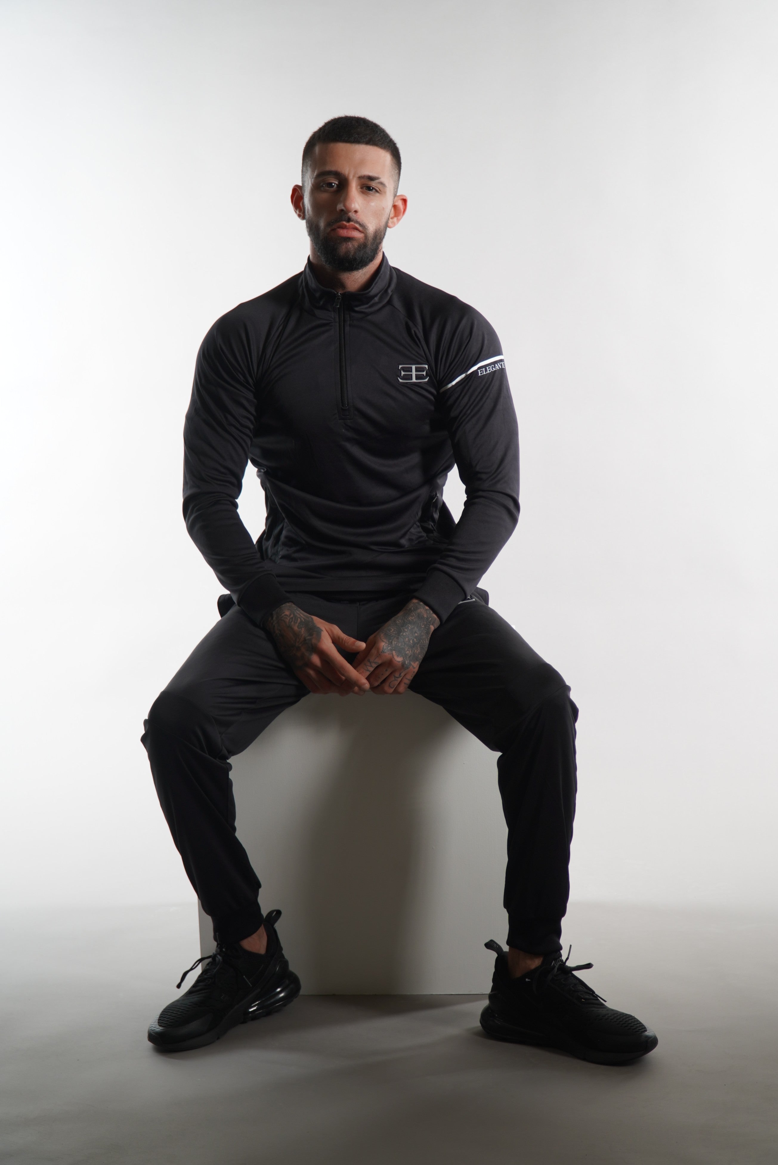 Men's Elegante black tracksuit top and joggers, sportswear, activewear, gym wear