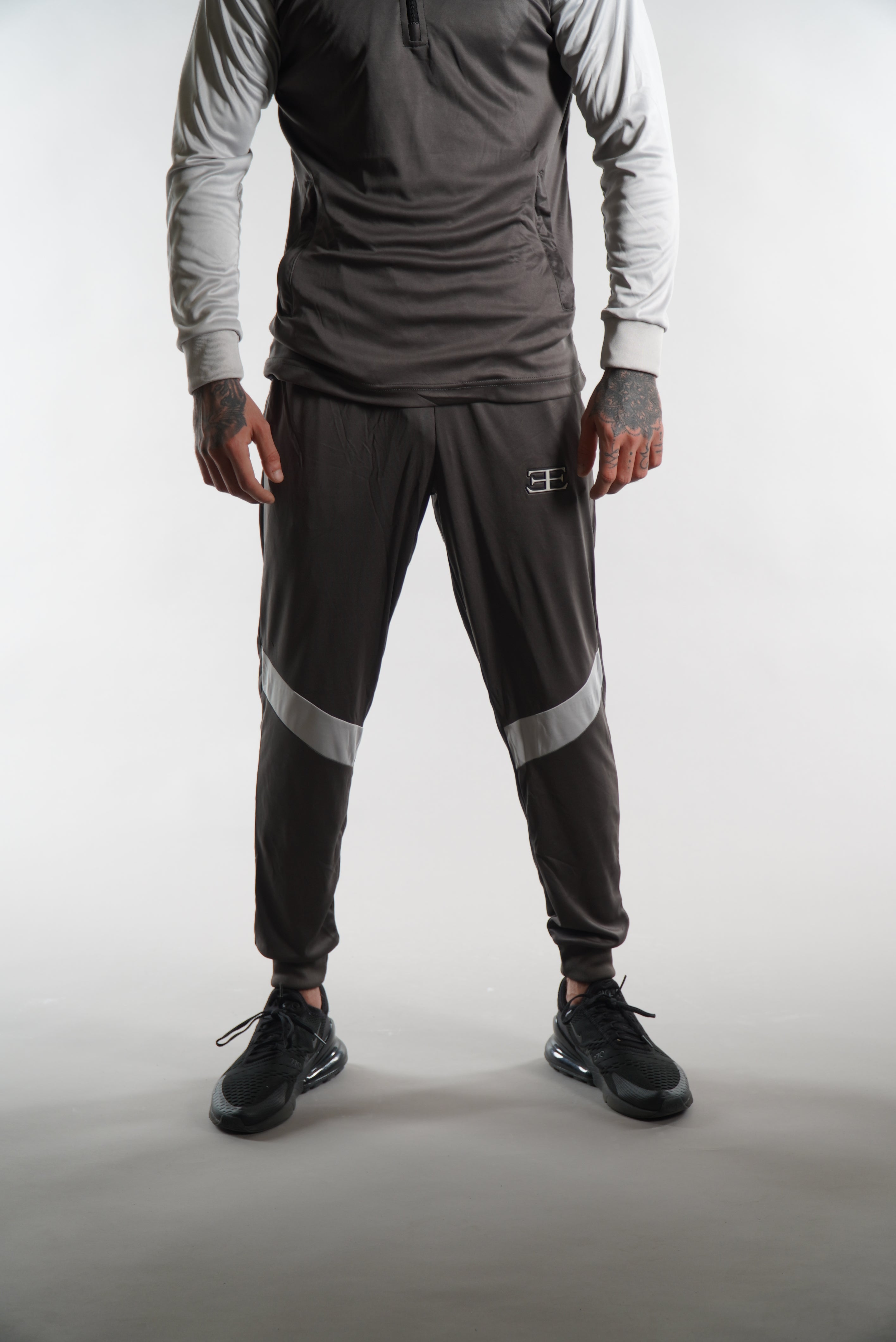 Men's Elegante grey tracksuit top and joggers, sportswear, activewear, gym wear