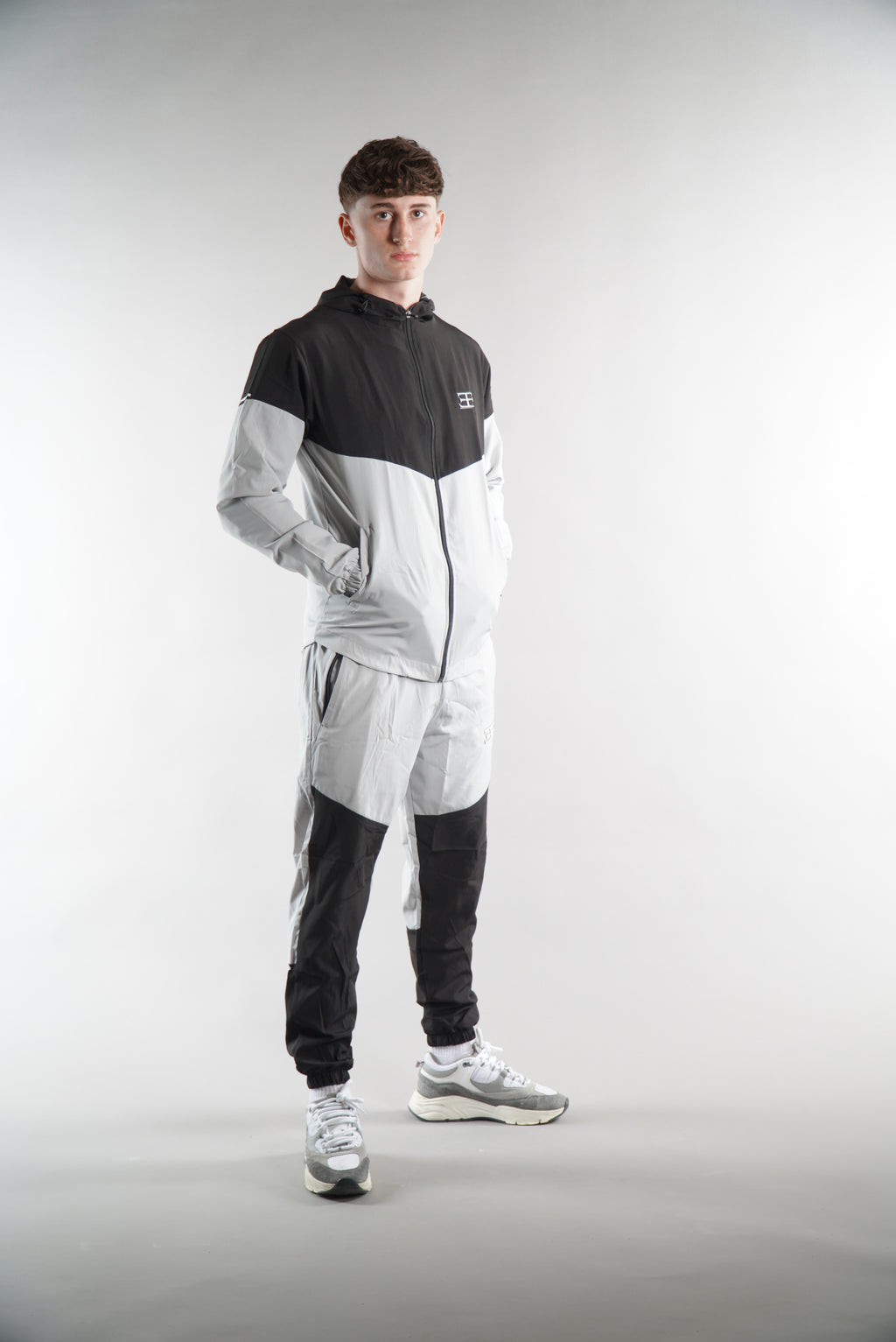 Men's Black Grey Joggers, Tracksuit sets, Sportswear Joggers & jacket, JD Sports mens streetwear urbanwear, tracksuit bottoms, tracksuit set