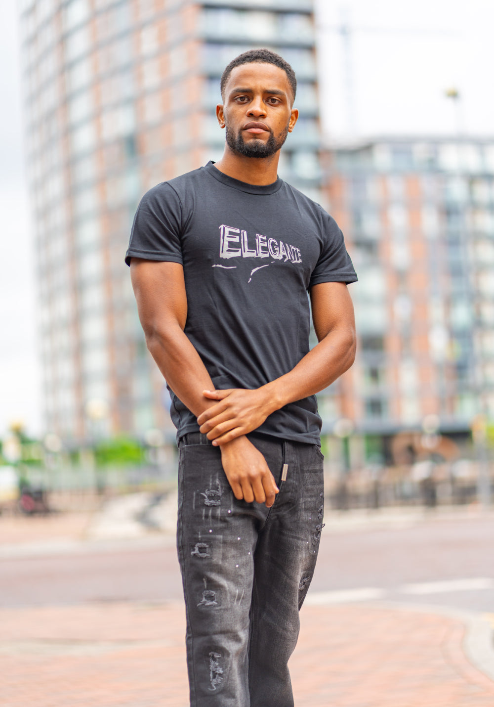 mens black tshirt and jeans outfit, elegante jeans in black designer menswear